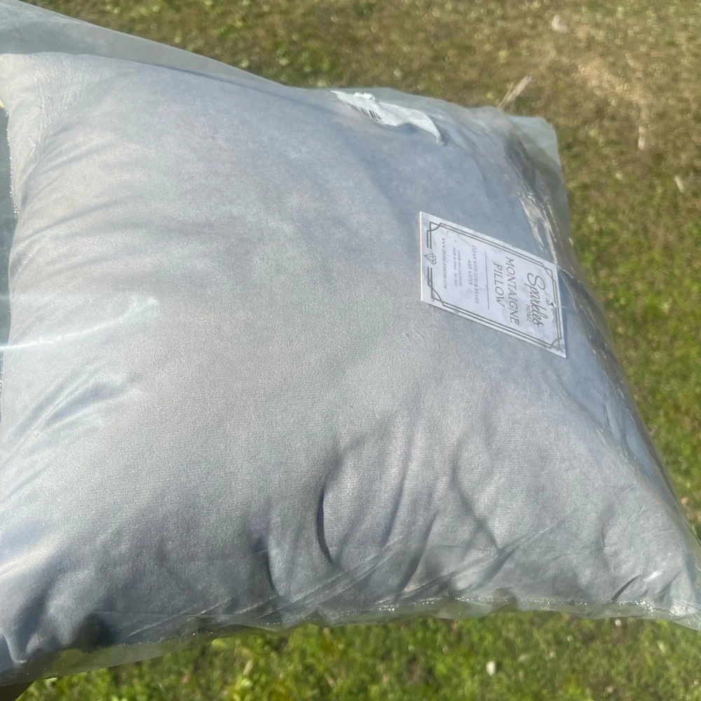 SPARKLES HOME BLING PILLOW , NIB - Picture 3 of 5